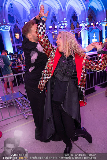 Diversity Ball - Rathaus, Wien - So 07.09.2025 - Simone LUGNER tanz mit Herby STANONIK251