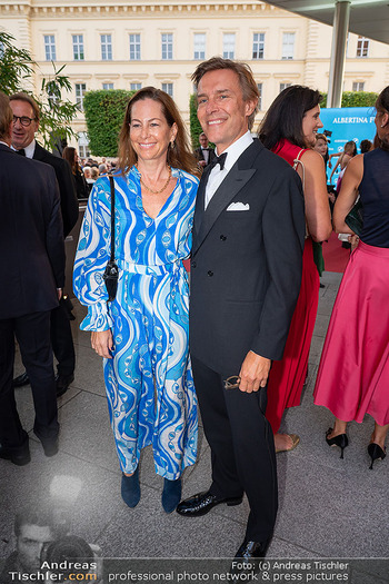 Fundraising Dinner - Albertina, Wien - Di 09.09.2025 - Birgit LAUDA mit Ehemann Markus SIEBERER71