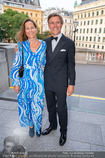 Fundraising Dinner - Albertina, Wien - Di 09.09.2025 - Birgit LAUDA mit Ehemann Markus SIEBERER73
