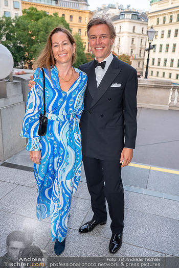 Fundraising Dinner - Albertina, Wien - Di 09.09.2025 - Birgit LAUDA mit Ehemann Markus SIEBERER77
