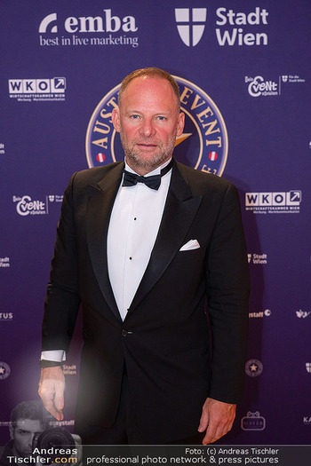 Emba Awards - Palais Ferstel, Wien - Di 09.09.2025 - Alexander KNECHTSBERGER (Portrait)24