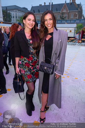 Premiere ´Cagliostro´ - Zirkuszelt am Heumarkt, Wien - Mi 10.09.2025 - Lili Lilli PAUL mit Schwester Vivian60