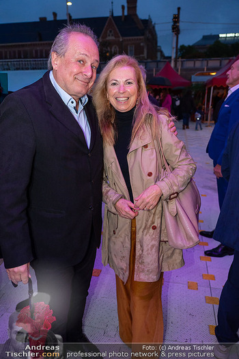 Premiere ´Cagliostro´ - Zirkuszelt am Heumarkt, Wien - Mi 10.09.2025 - Franz PATEY mit Ehefrau74