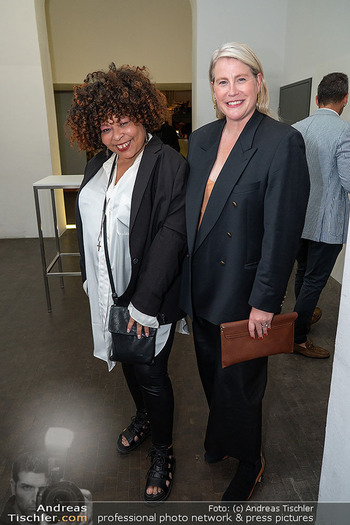 Vienna Fashion Week Opening - MQ Halle E, Wien - Mo 15.09.2025 - Kim COOPER12
