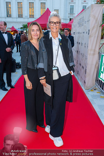 Musiktheaterpreis - Roncalli Zirkuszelt am Heumarkt, Wien - Mi 17.09.2025 - Ines SCHWANDTNER mit Tochter Lisa13