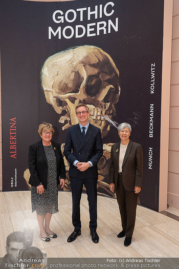 Ausstellungseröffnung ´Gothic Modern´ - Albertina, Wien - Do 18.09.2025 - Susann ECKEY, Nina VASKUNLAHTI, Ralph GLEIS3