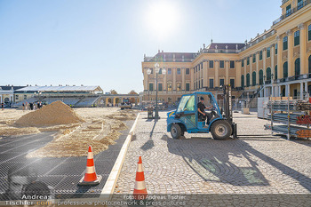 Fototermin vor Reitturnier - Schloss Schönbrunn, Wien - Fr 19.09.2025 - Aufbauarbeiten vor Pferdeturnier, Tribünen, Reitplatz19