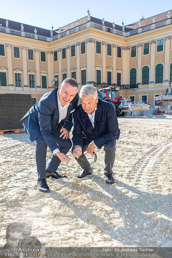 Fototermin vor Reitturnier - Schloss Schönbrunn, Wien - Fr 19.09.2025 - Klaus PANHOLZER, Helmut MORBITZER, Sonja KLIMA, Daniel STACHL29