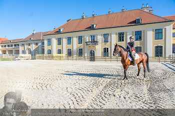 Fototermin vor Reitturnier - Schloss Schönbrunn, Wien - Fr 19.09.2025 - Daniel STACHL mit Pferd39