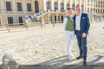 Fototermin vor Reitturnier - Schloss Schönbrunn, Wien - Fr 19.09.2025 - Klaus PANHOLZER, Sonja KLIMA80
