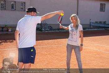 Lugner - Koubek spielen Tennis - Privattennisplatz, Wien - Sa 20.09.2025 - Stefan KOUBEK, Simone LUGNER6