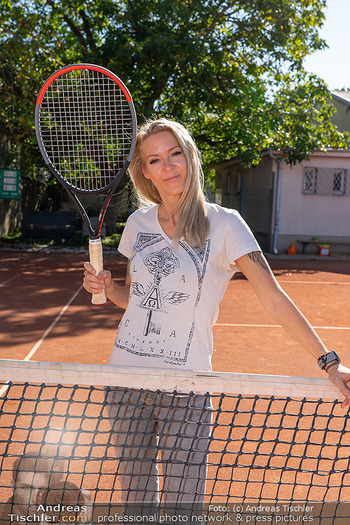 Lugner - Koubek spielen Tennis - Privattennisplatz, Wien - Sa 20.09.2025 - Simone LUGNER8