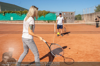 Lugner - Koubek spielen Tennis - Privattennisplatz, Wien - Sa 20.09.2025 - Stefan KOUBEK, Simone LUGNER12