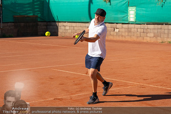 Lugner - Koubek spielen Tennis - Privattennisplatz, Wien - Sa 20.09.2025 - Stefan KOUBEK22