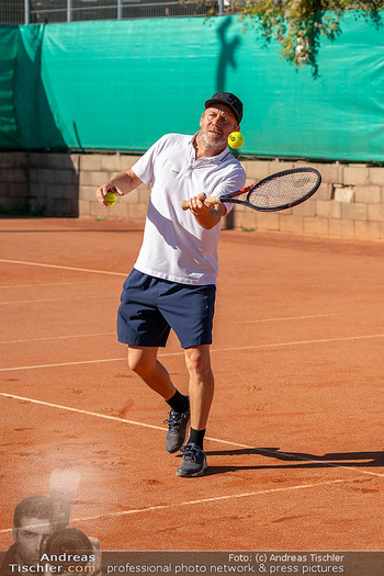 Lugner - Koubek spielen Tennis - Privattennisplatz, Wien - Sa 20.09.2025 - Stefan KOUBEK26