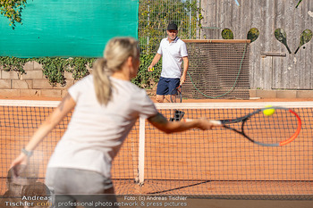 Lugner - Koubek spielen Tennis - Privattennisplatz, Wien - Sa 20.09.2025 - Stefan KOUBEK, Simone LUGNER39