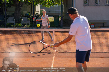Lugner - Koubek spielen Tennis - Privattennisplatz, Wien - Sa 20.09.2025 - Stefan KOUBEK, Simone LUGNER43