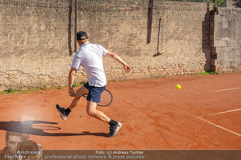 Lugner - Koubek spielen Tennis - Privattennisplatz, Wien - Sa 20.09.2025 - Stefan KOUBEK44