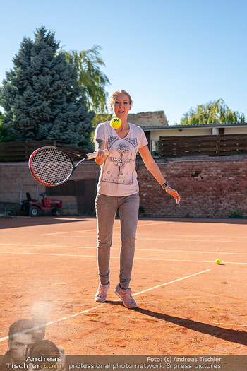 Lugner - Koubek spielen Tennis - Privattennisplatz, Wien - Sa 20.09.2025 - Simone LUGNER47