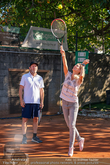 Lugner - Koubek spielen Tennis - Privattennisplatz, Wien - Sa 20.09.2025 - Stefan KOUBEK, Simone LUGNER56