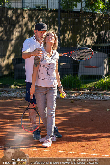 Lugner - Koubek spielen Tennis - Privattennisplatz, Wien - Sa 20.09.2025 - Stefan KOUBEK, Simone LUGNER63