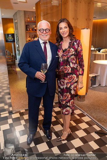 Falstaff Charity Dinner mit Wolfgang Puck - Steirereck im Stadtpark, Wien - Mo 22.09.2025 - Wolfgang und Angelika  ROSAM17