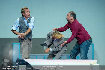 Fotoprobe ´Kunst´ - Stadttheater Berndorf - Di 23.09.2025 - 93
