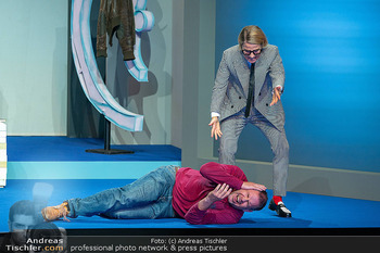 Fotoprobe ´Kunst´ - Stadttheater Berndorf - Di 23.09.2025 - 98
