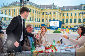 Longines global champions tour Opening - Schloss Schönbrunn, Wien - Fr 26.09.2025 - VIP-Bereich, VIP-Tische, Blick auf Schloss, Catering, drinks177
