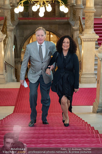 Silbernes Ehrenzeichen für Atil Kutoglu - Rathaus, Wien - Mo 29.09.2025 - Albert FORTELL, Barbara WUSSOW21