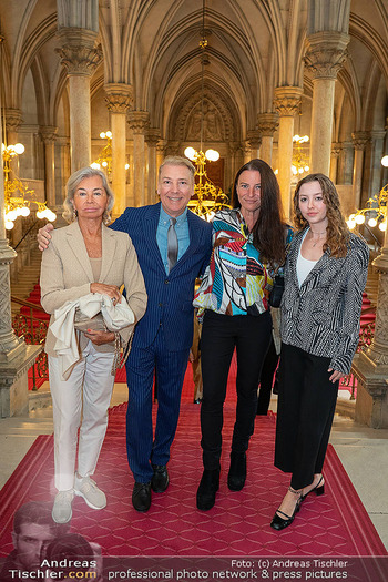 Silbernes Ehrenzeichen für Atil Kutoglu - Rathaus, Wien - Mo 29.09.2025 - 25