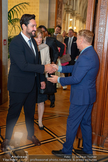 Silbernes Ehrenzeichen für Atil Kutoglu - Rathaus, Wien - Mo 29.09.2025 - 53