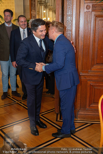 Silbernes Ehrenzeichen für Atil Kutoglu - Rathaus, Wien - Mo 29.09.2025 - 58