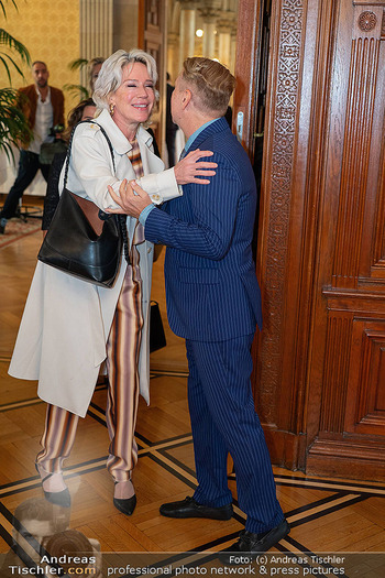 Silbernes Ehrenzeichen für Atil Kutoglu - Rathaus, Wien - Mo 29.09.2025 - 65
