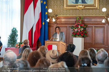 Silbernes Ehrenzeichen für Atil Kutoglu - Rathaus, Wien - Mo 29.09.2025 - Viktor LAZLO bei Laudatio95