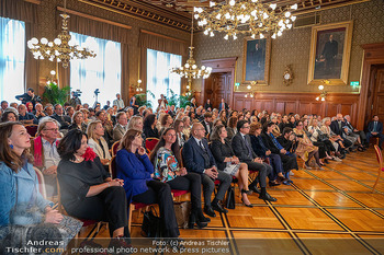 Silbernes Ehrenzeichen für Atil Kutoglu - Rathaus, Wien - Mo 29.09.2025 - 108
