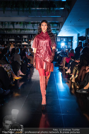 Atil Kutoglu Fashionshow - Le Meridien, Wien - Mi 01.10.2025 - Modenschau, Laufsteg, Models, Model60