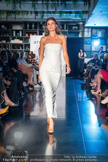 Atil Kutoglu Fashionshow - Le Meridien, Wien - Mi 01.10.2025 - 93