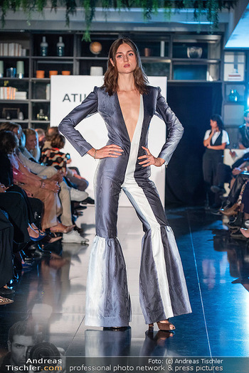 Atil Kutoglu Fashionshow - Le Meridien, Wien - Mi 01.10.2025 - 94