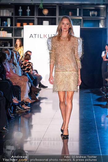 Atil Kutoglu Fashionshow - Le Meridien, Wien - Mi 01.10.2025 - 102