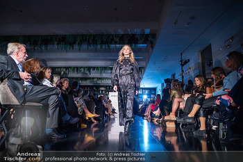 Atil Kutoglu Fashionshow - Le Meridien, Wien - Mi 01.10.2025 - 121