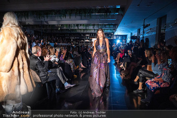 Atil Kutoglu Fashionshow - Le Meridien, Wien - Mi 01.10.2025 - 125