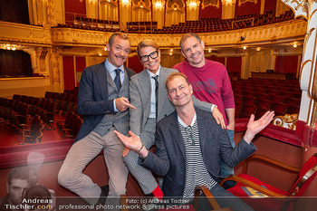 Premiere ´Kunst´ - Stadttheater Berndorf - Do 02.10.2025 - Christoph VON FRIEDL, Kristina SPRENGER, Manuel WITTING, Alex JA1