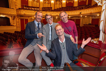 Premiere ´Kunst´ - Stadttheater Berndorf - Do 02.10.2025 - Christoph VON FRIEDL, Kristina SPRENGER, Manuel WITTING, Alex JA9