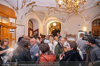 Premiere ´Kunst´ - Stadttheater Berndorf - Do 02.10.2025 - 30