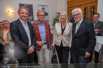 Premiere ´Kunst´ - Stadttheater Berndorf - Do 02.10.2025 - 43