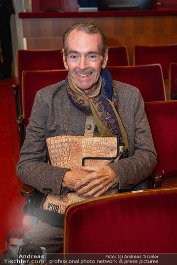 Premiere ´Kunst´ - Stadttheater Berndorf - Do 02.10.2025 - Rudi Rudolf HOLDHAUS (Portrait)54