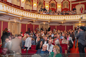 Premiere ´Kunst´ - Stadttheater Berndorf - Do 02.10.2025 - 68