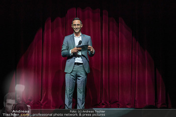 Premiere ´Kunst´ - Stadttheater Berndorf - Do 02.10.2025 - Jürgen SCHRÖNKHAMMER77