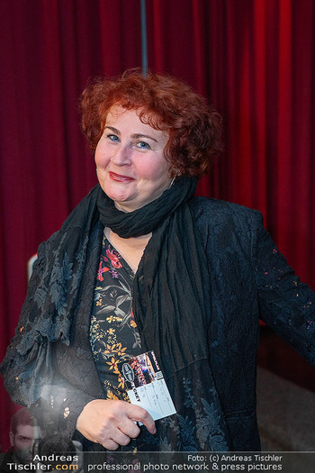 Kabarettpremiere ´Der Lack ist ab´ - CasaNova, Wien - Di 07.10.2025 - Eva D. (Portrait)15